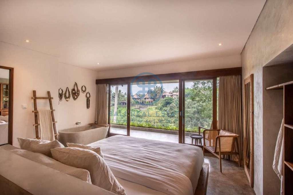 19 bedrooms hotel retreat hillside sunset ubud for sale rent 10