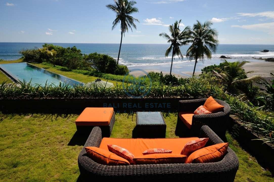 2 bedrooms cliff front villa with ocean sunset view tabanan for sale rent 31