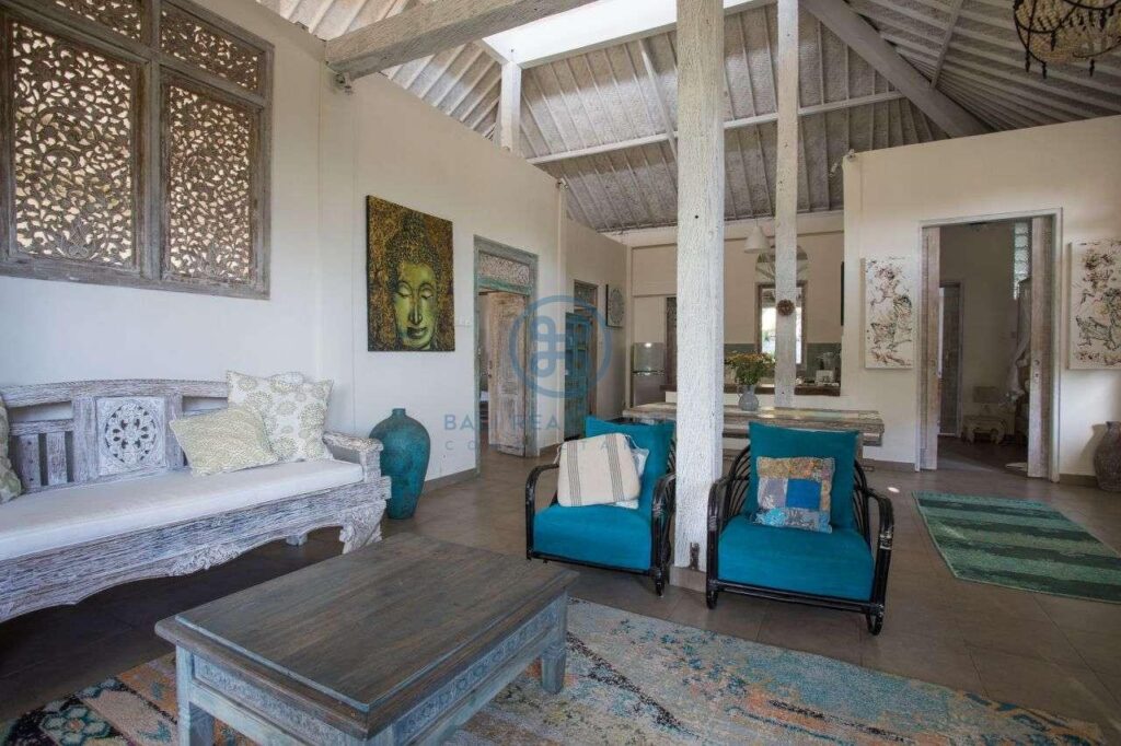 2 bedrooms villa with traditional touch ubud for sale rent 10