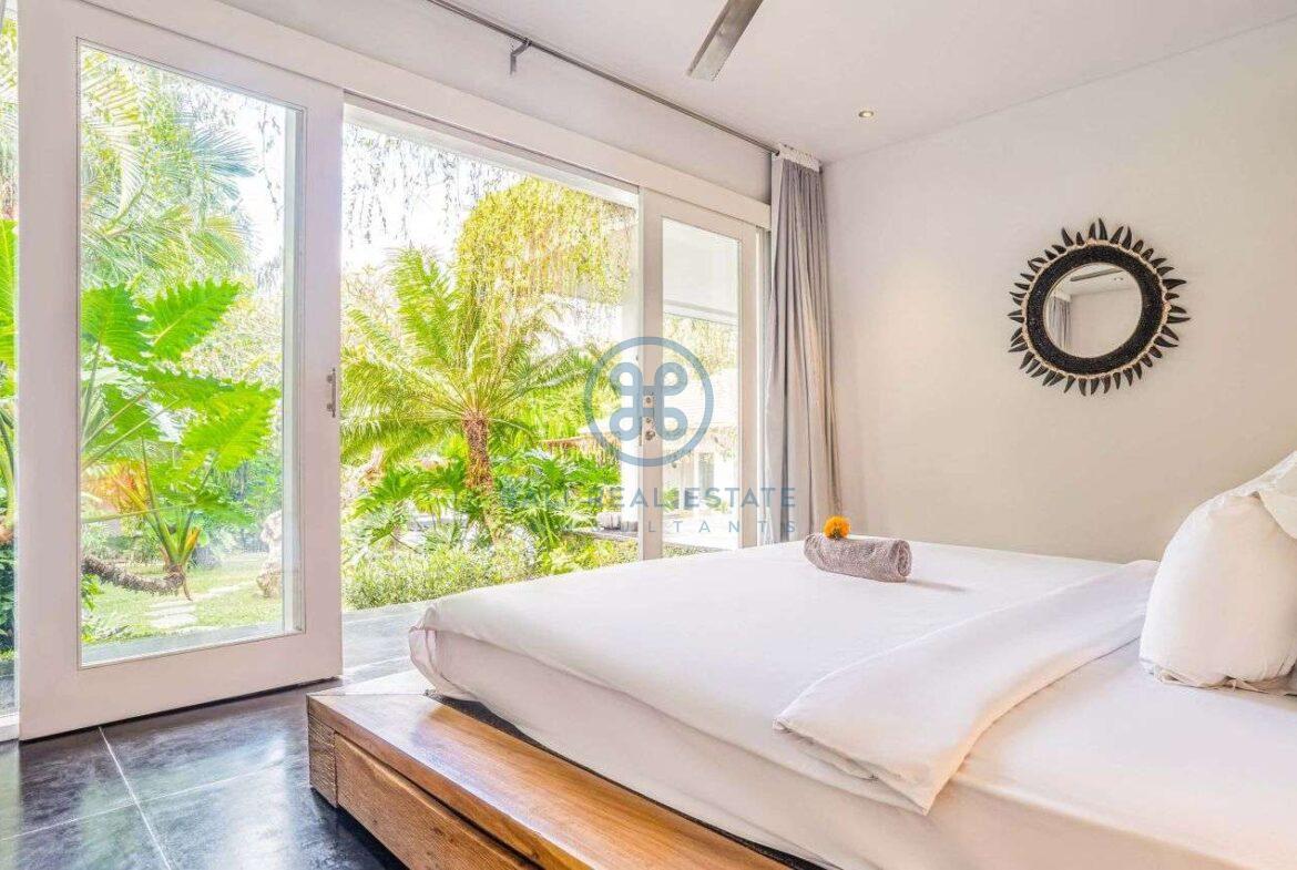 3 bedroom riverside villa umalas for sale rent 17 1