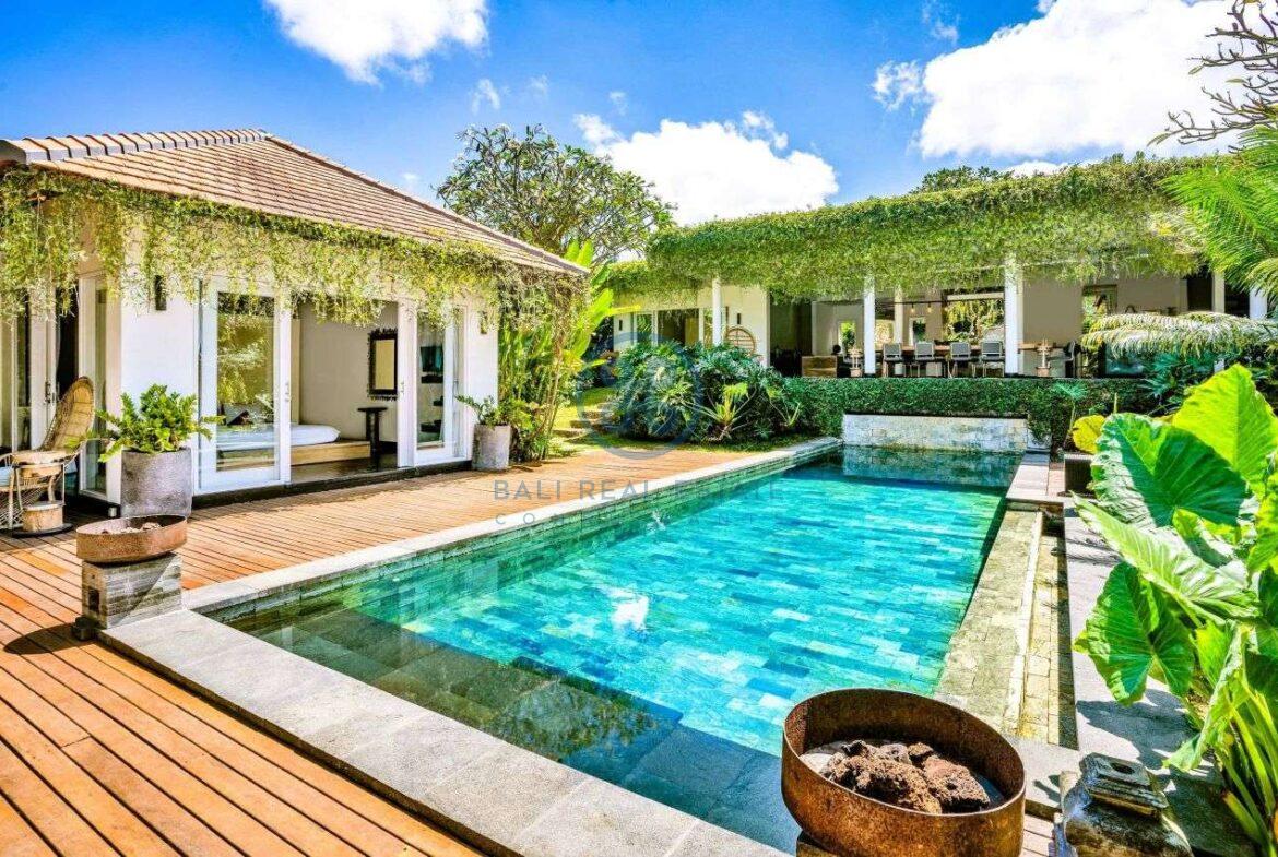 3 bedroom riverside villa umalas for sale rent 3 1