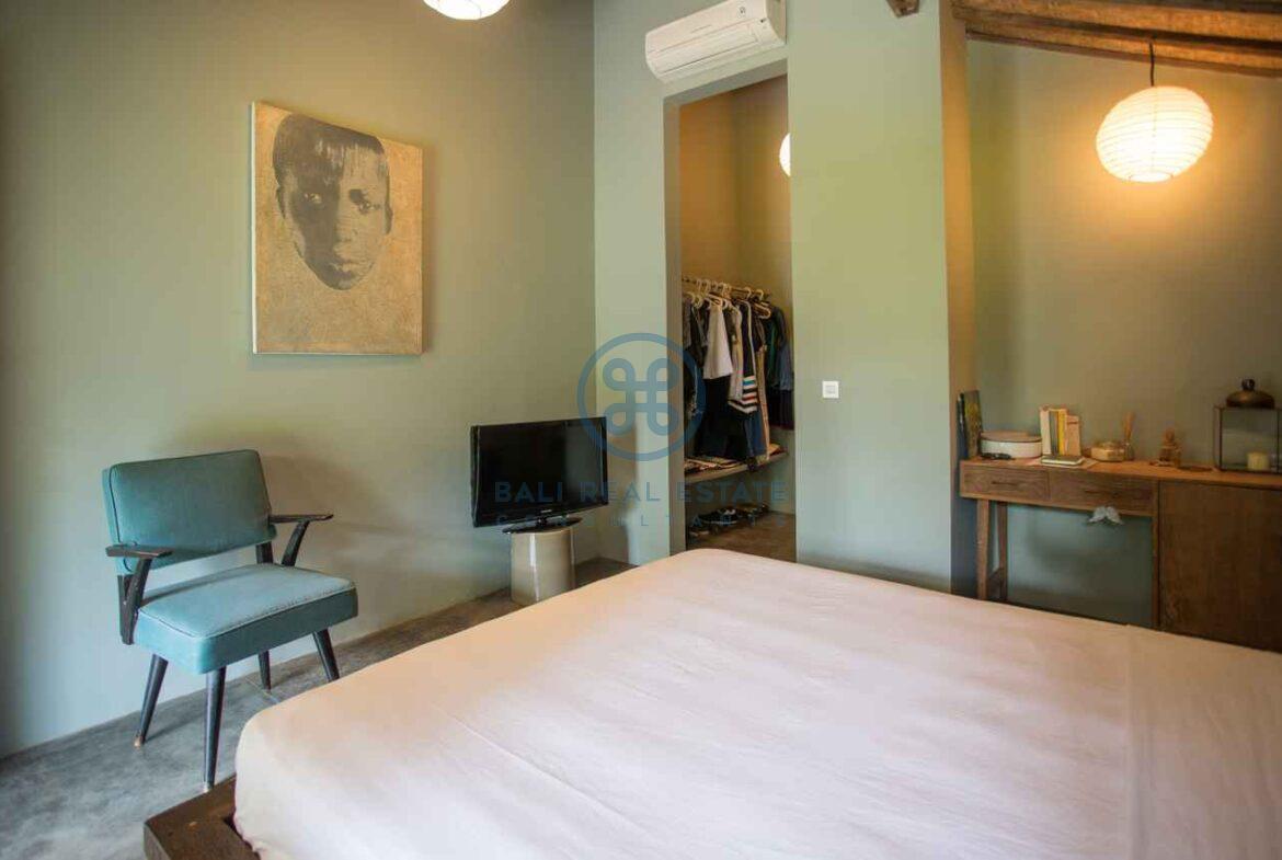 3 bedrooms traditional villa bali ubud for sale rent 3