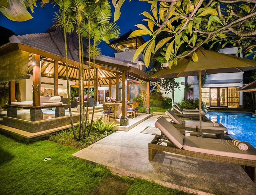 3 bedrooms villa bali style ricefield view kedungu for sale rent 36