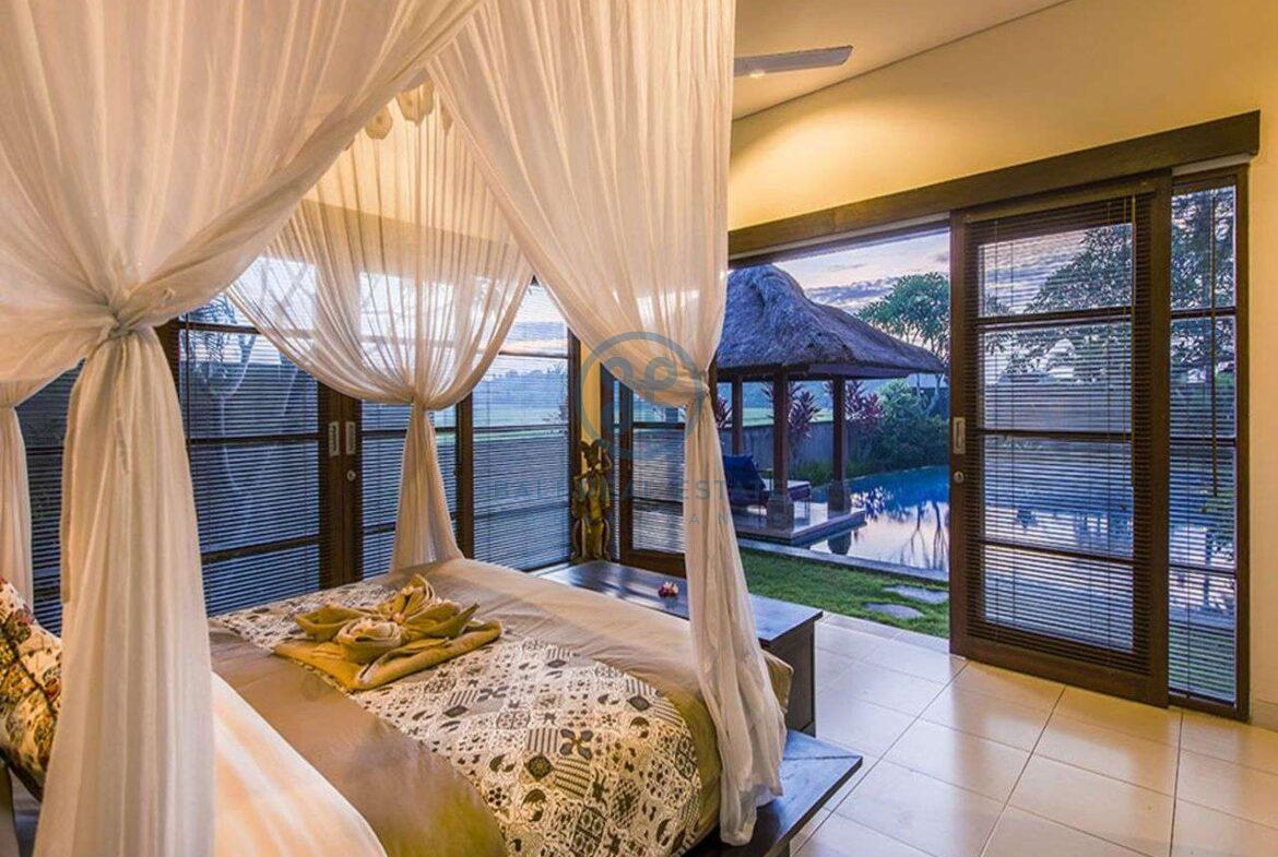 3 bedrooms villa bali style ricefield view kedungu for sale rent 37
