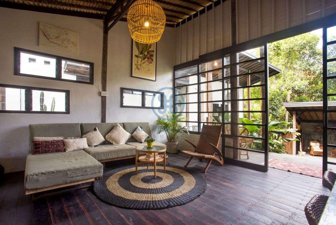 3 bedrooms villa in central ubud for sale rent 12