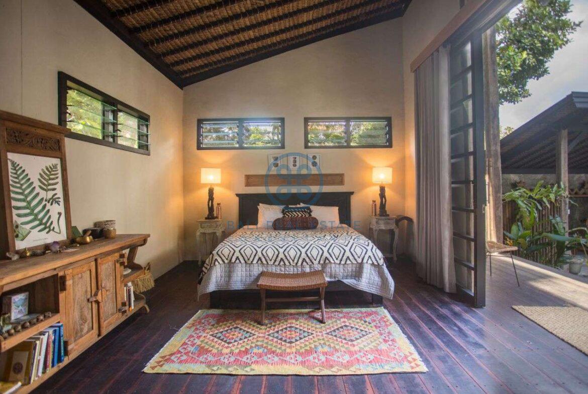 3 bedrooms villa in central ubud for sale rent 45
