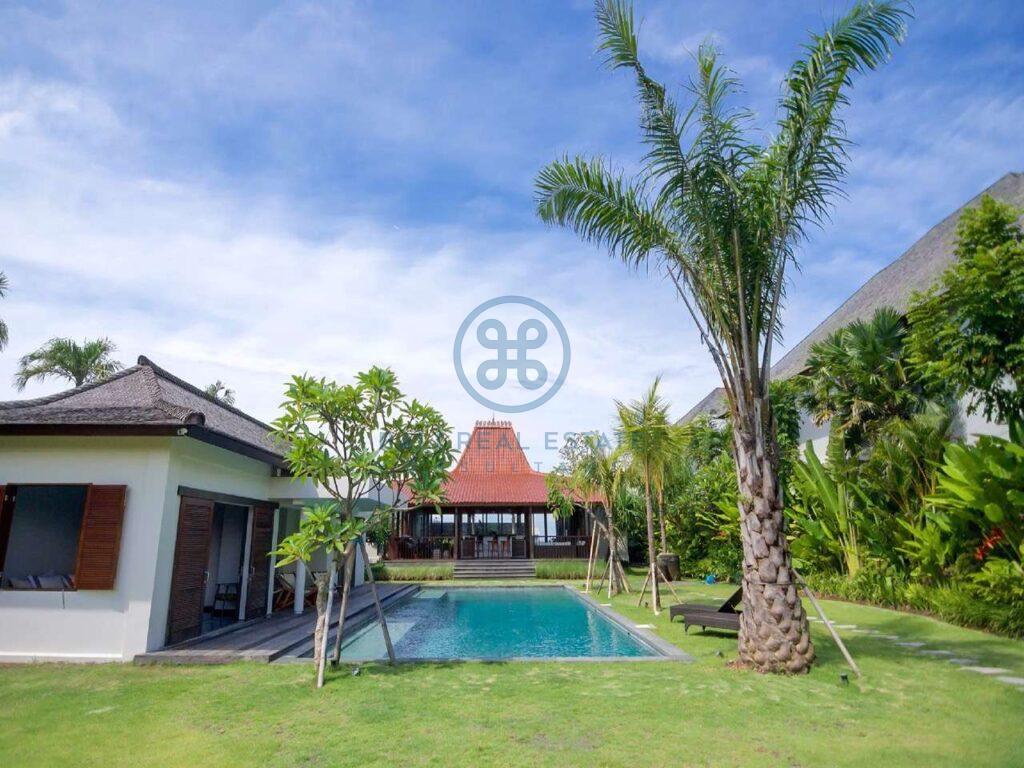 3 bedrooms villa joglo style echo beach canggu for sale rent 4 scaled
