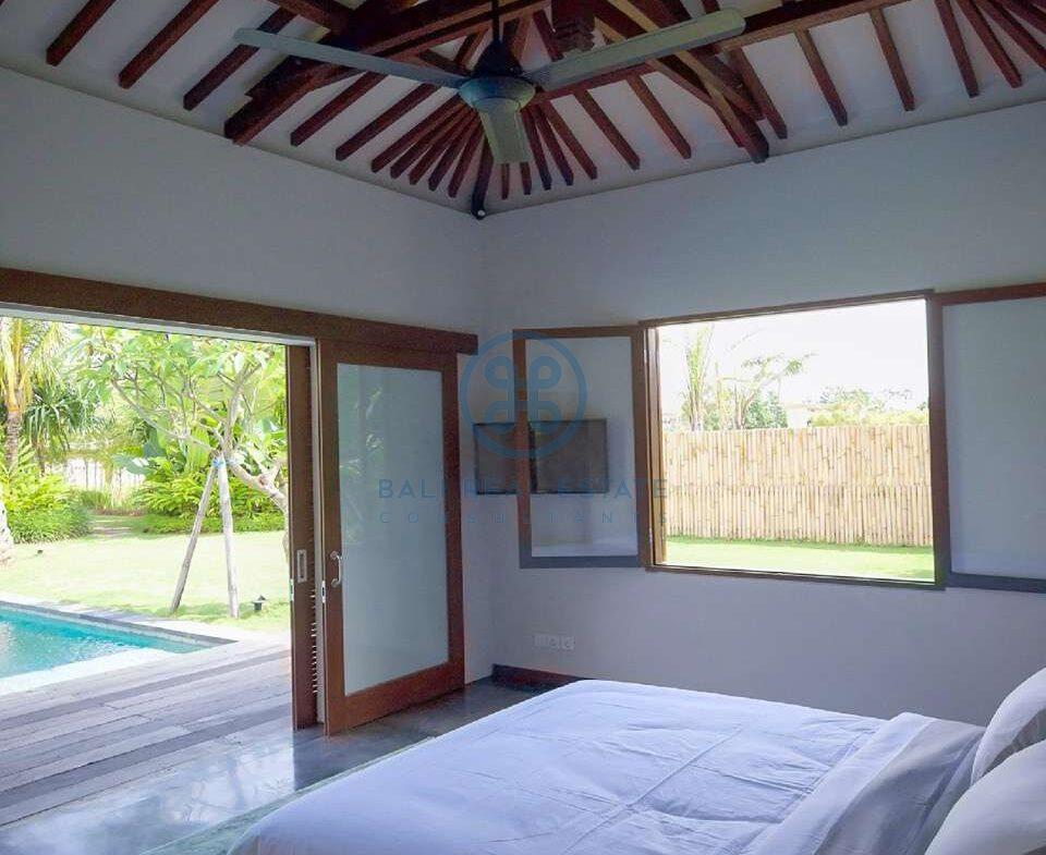 3 bedrooms villa joglo style echo beach canggu for sale rent 5 scaled
