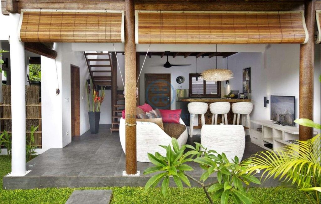 3 bedrooms villa with lanscaped garden view ubud for sale rent 13
