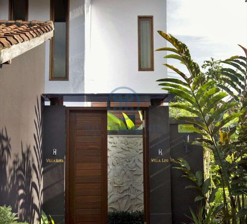 3 bedrooms villa with lanscaped garden view ubud for sale rent 22