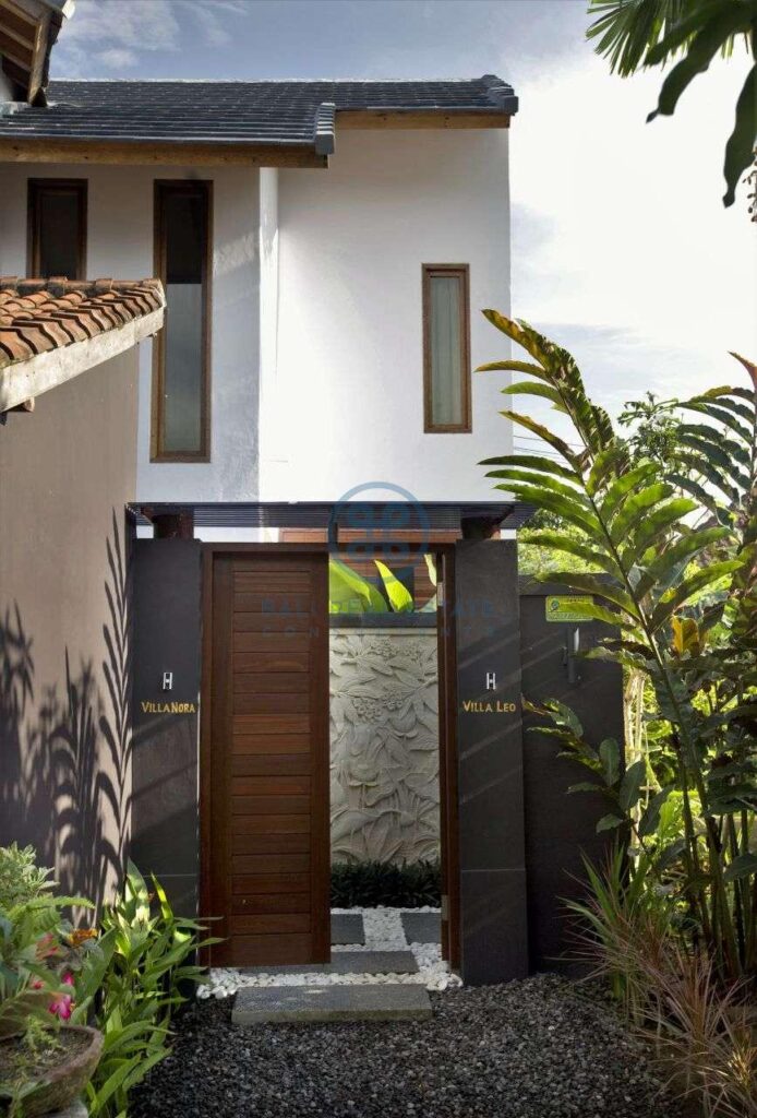 3 bedrooms villa with lanscaped garden view ubud for sale rent 22