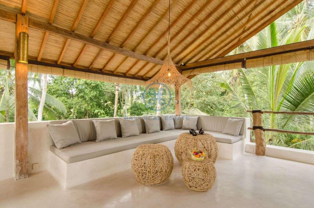 3 bedrooms villa with ricefields jungle view ubud for sale rent 24
