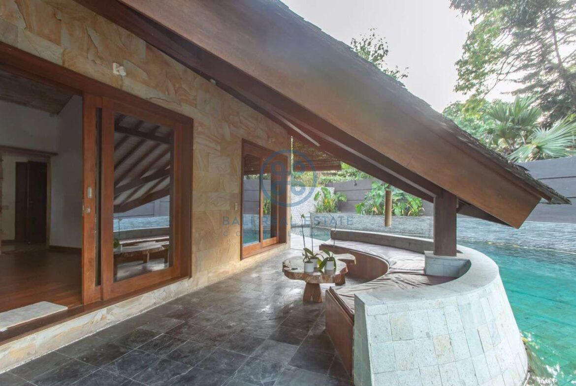 4 bedrooms designer villa seminyak for sale rent 11 scaled