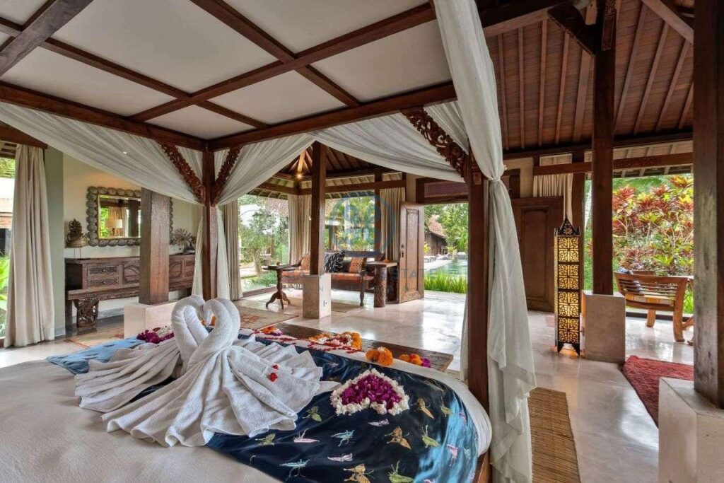 4 bedrooms villa estate jungle view ubud for sale rent 10
