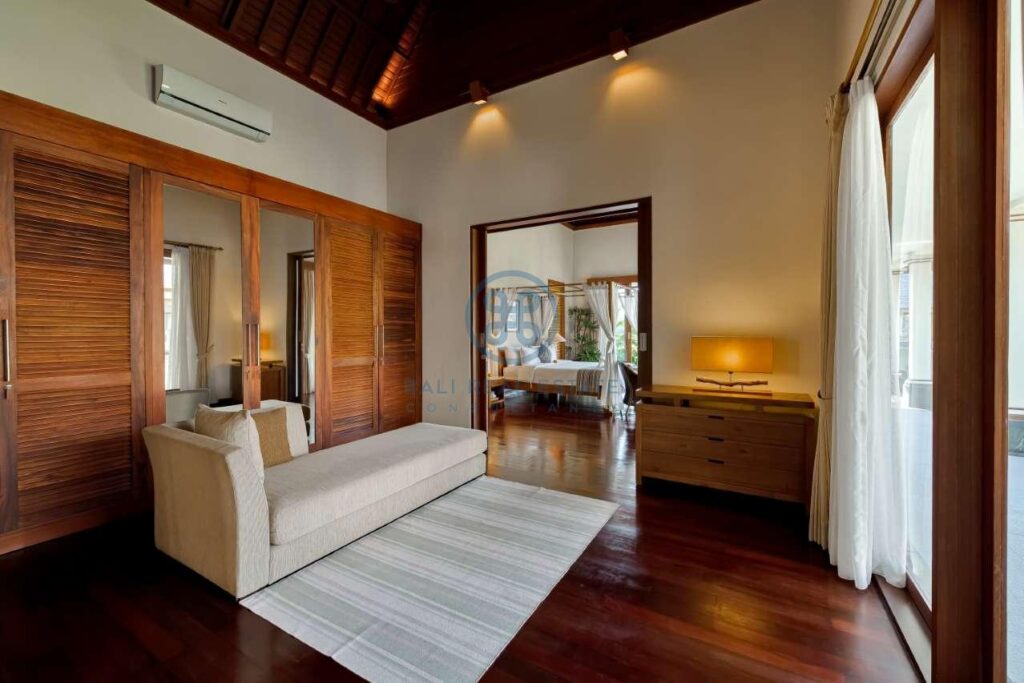 4 bedrooms villa mansion ricefield valley view ubud for sale rent 20