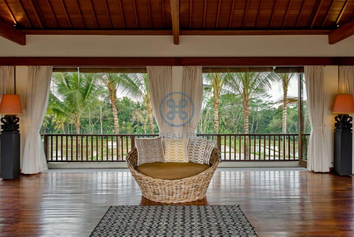 4 bedrooms villa mansion ricefield valley view ubud for sale rent 43