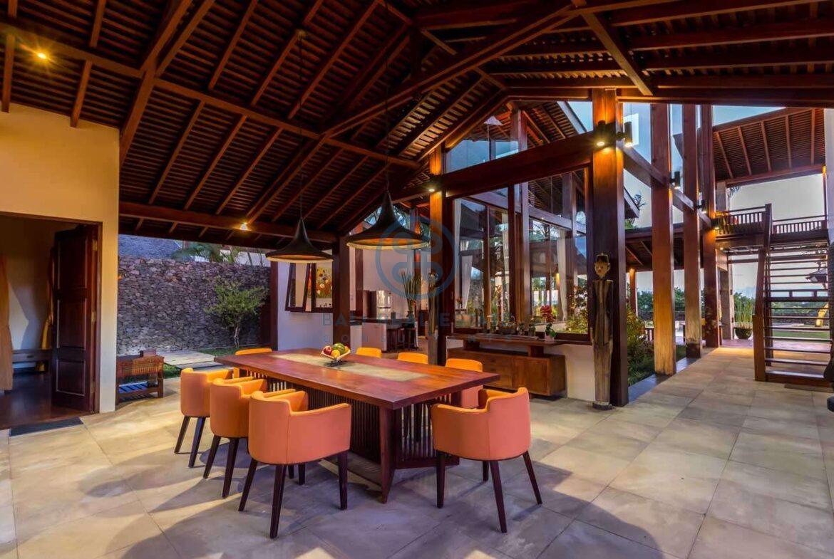 4 bedrooms villa ricefield ocean view beraban for sale rent 16 scaled