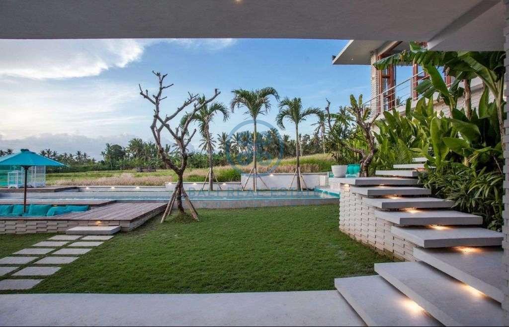 4 bedrooms villa ricefield view beraban for sale rent 35
