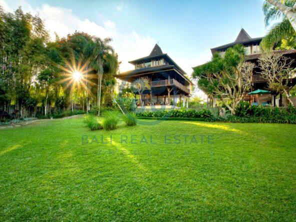 7 bedrooms villa hideaway moutain view ubud for sale rent 17