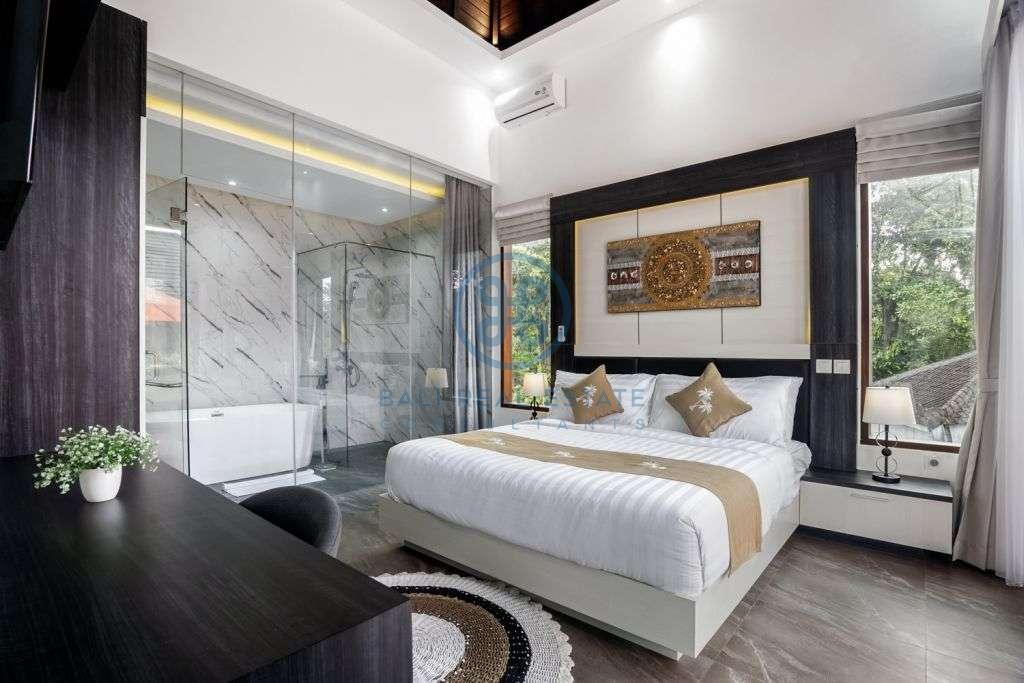 bedroom villa in seminyak for sale rent