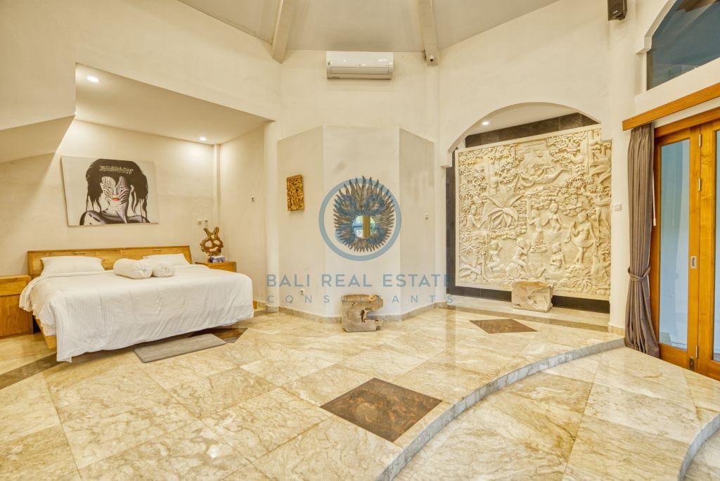 bedroom villa beach front tabanan for sale rent