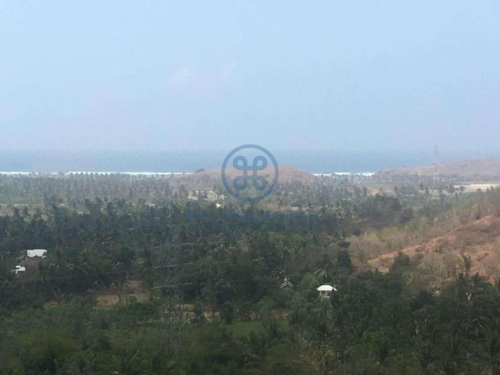 land in kuta mandalika beach for sale rent