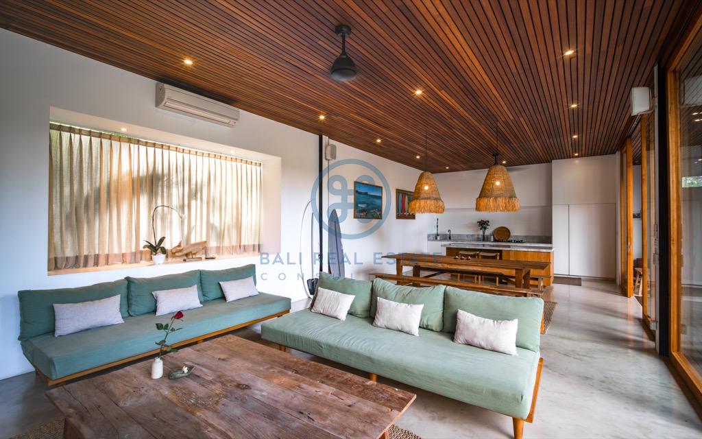 bedroom beach villa in seseh for sale
