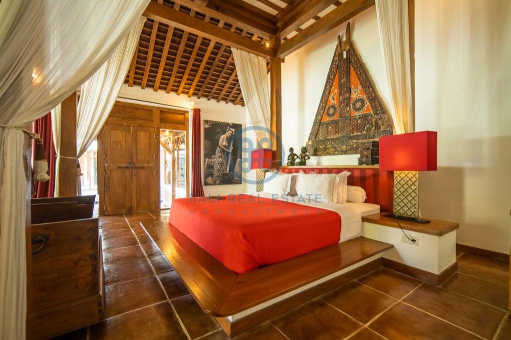 Traditional Style 3 Bedroom Villa With Generous Layout