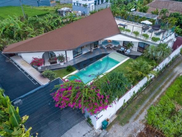 bedroom villa in tumbak bayuh for sale